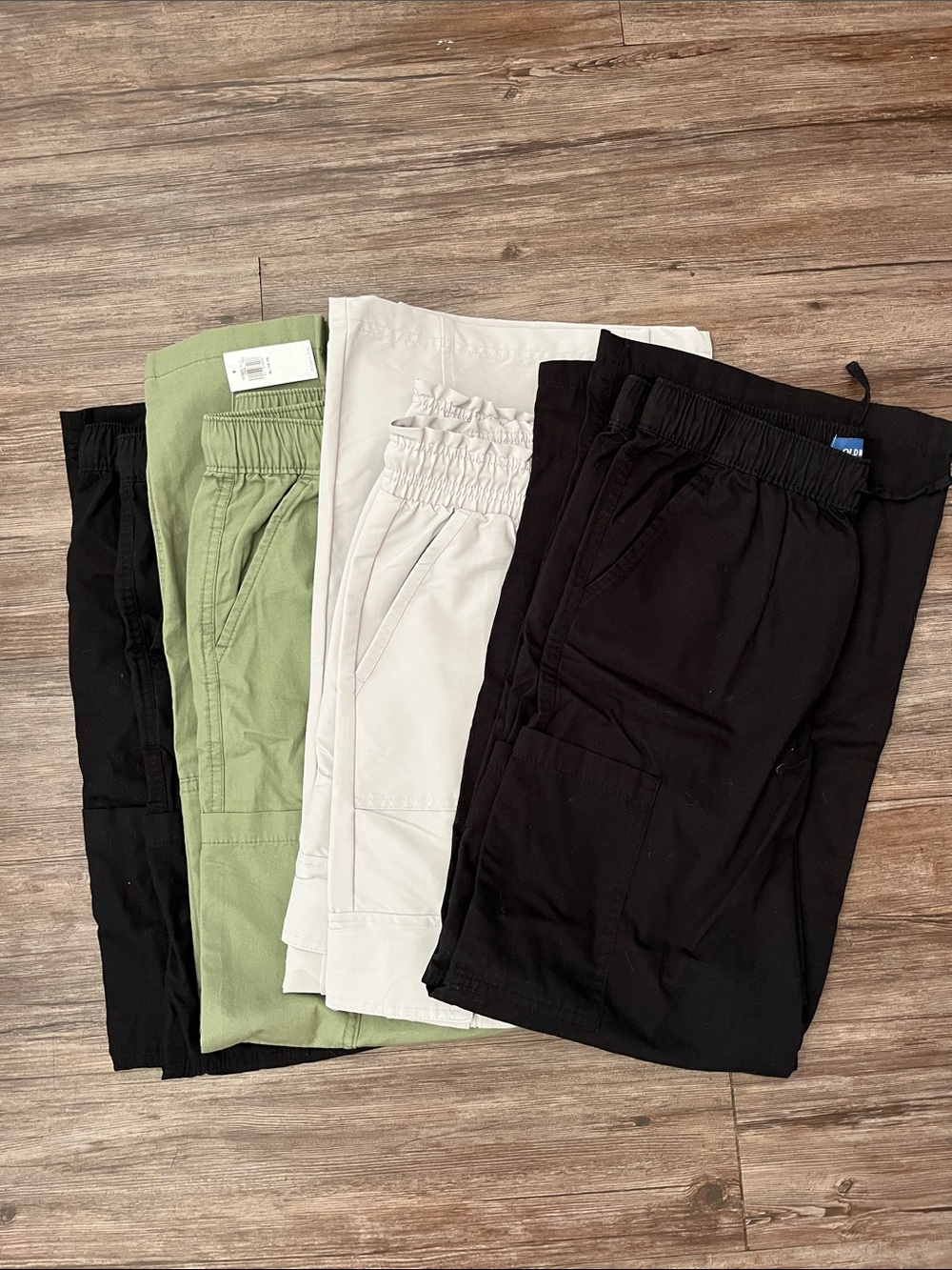 Old Navy Kids Casual Pull-On Pants - 2 Black, Light Green, Cream